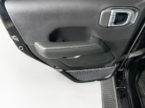 Used 2023 Jeep Wrangler Sahara w/ Cold Weather Group image 25