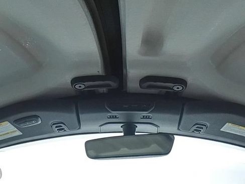 Used 2023 Jeep Wrangler Unlimited Rubicon w/ Cold Weather Group AWD/4WD image 28