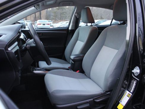 Used 2016 Toyota Corolla L image 23