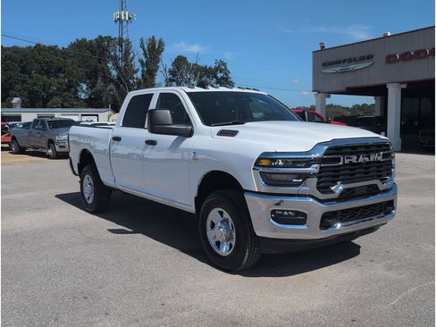 New 2026 RAM 2500 Tradesman w/ Chrome Appearance Group image 7