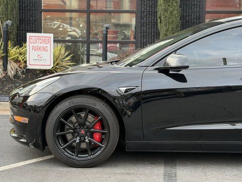 Used 2019 Tesla Model 3 Long Range image 10