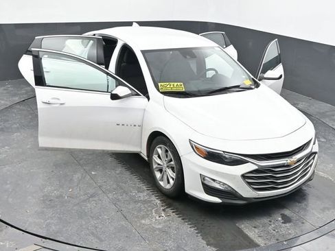 Used 2025 Chevrolet Malibu LT image 59