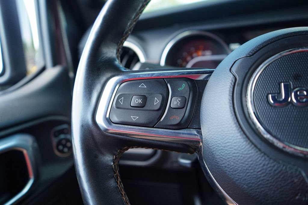 Used 2021 Jeep Wrangler Unlimited Sahara AWD/4WD image 31