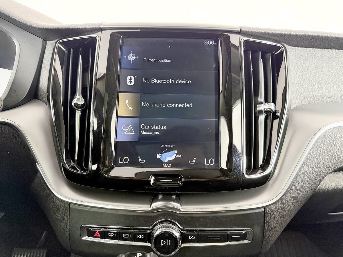 Used 2019 Volvo XC60 T5 Momentum w/ Premium Package AWD/4WD image 62