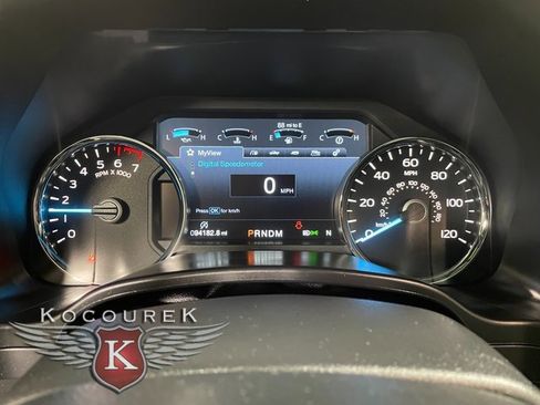 Used 2018 Ford F150 Lariat w/ Equipment Group 502A Luxury image 15