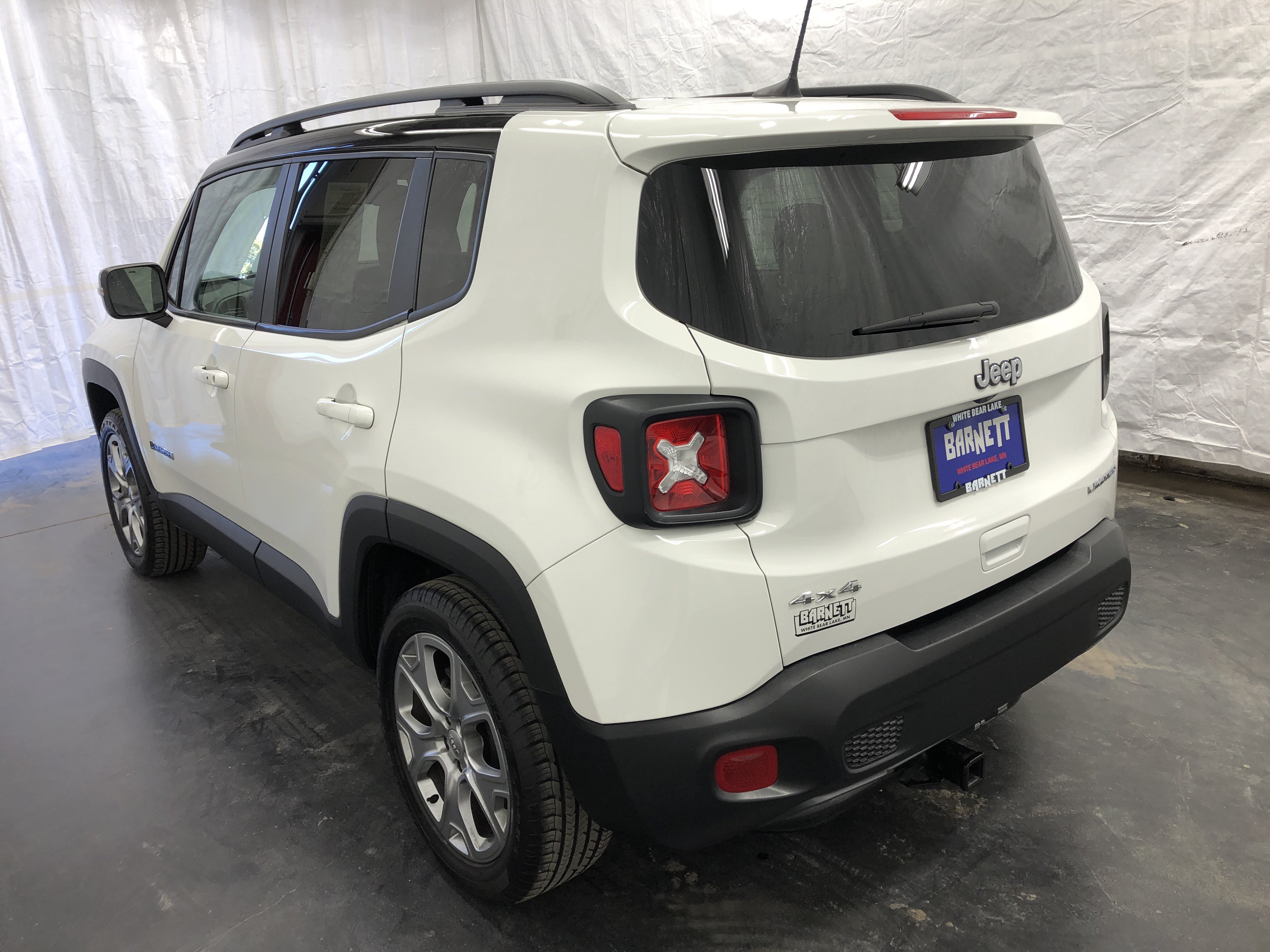 Used 2022 Jeep Renegade Limited AWD/4WD image 5
