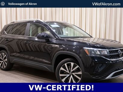 Certified 2023 Volkswagen Taos SE w/ Panoramic Sunroof Package