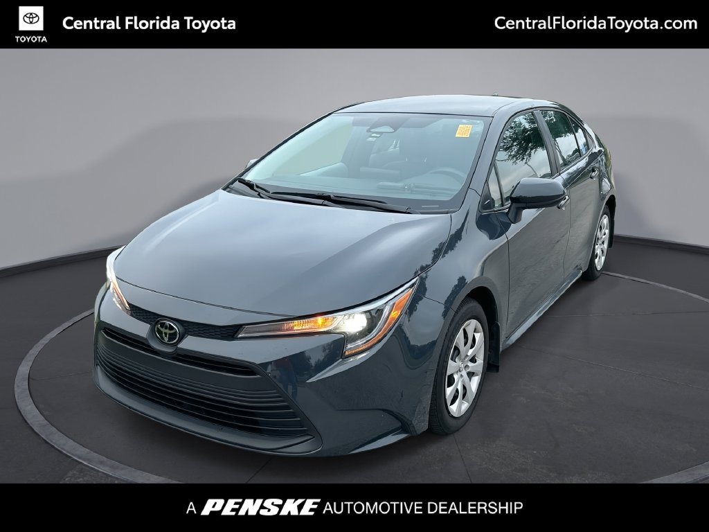 Used 2025 Toyota Corolla LE FWD image 1