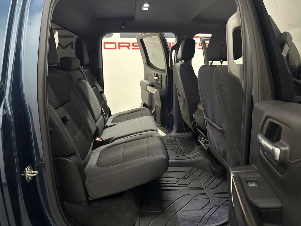 Used 2019 Chevrolet Silverado 1500 RST AWD/4WD image 33