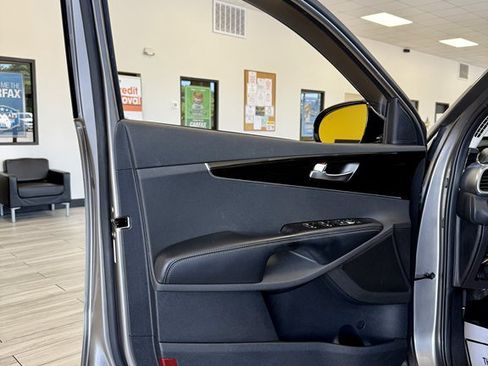 Used 2019 Kia Sorento EX FWD image 15