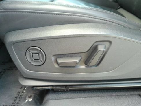 Used 2025 Audi Q3 2.0T Premium AWD/4WD image 15