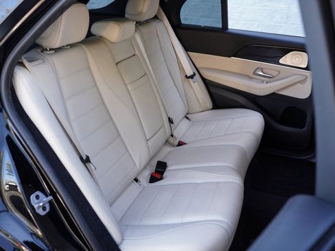 Used 2024 Mercedes-Benz GLE 450 4MATIC image 23