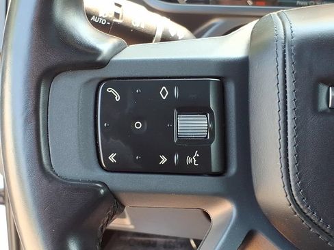 Used 2023 Land Rover Defender 110 X-Dynamic SE AWD/4WD image 20