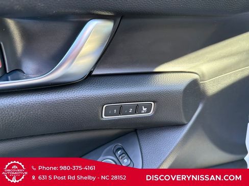 Used 2018 Honda Accord EX-L image 12