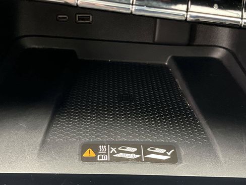 Certified 2025 Chevrolet Traverse High Country w/ LPO, Floor Liner Package AWD/4WD image 28
