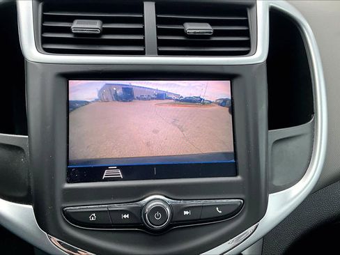 Used 2020 Chevrolet Sonic LT image 25