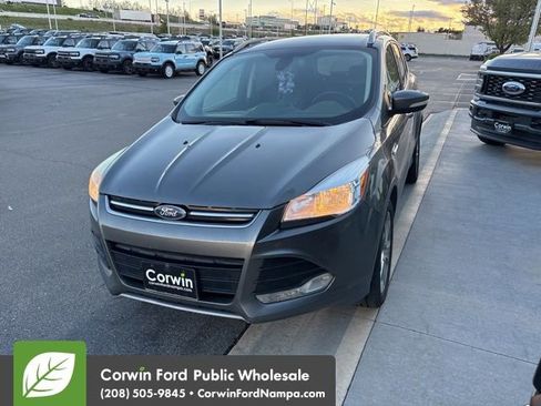 Used 2014 Ford Escape Titanium AWD/4WD image 2