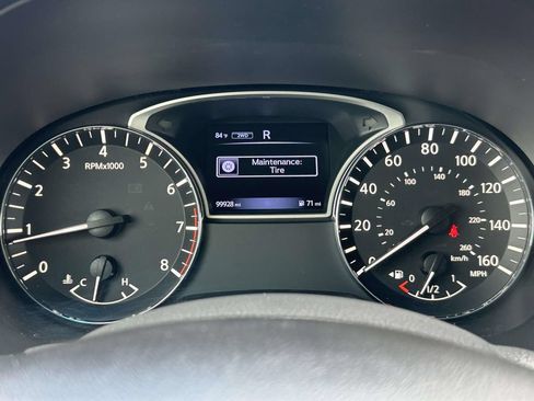 Used 2017 Nissan Pathfinder S AWD/4WD image 26