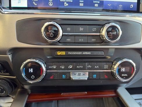 Used 2022 Ford F350 King Ranch image 27