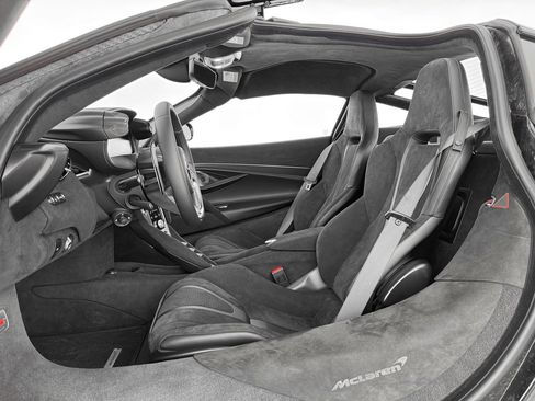 New 2026 McLaren 750S image 14