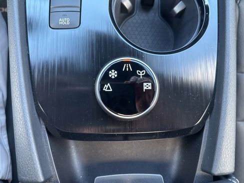 Certified 2023 Nissan Rogue SV w/ SV Premium Package image 16