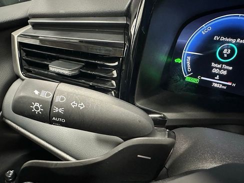 Used 2025 Toyota Camry XSE image 21