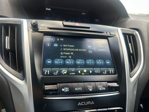 Used 2018 Acura TLX V6 SH-AWD w/ Technology Pkg image 17