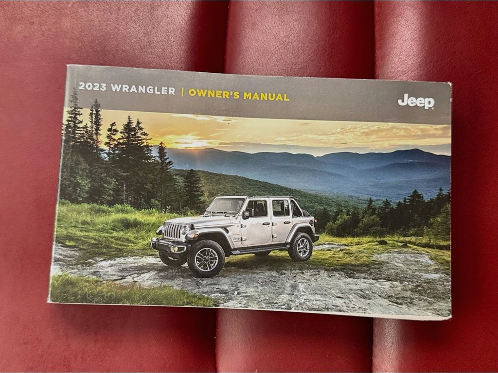 Used 2023 Jeep Wrangler Unlimited Rubicon 4xe AWD/4WD image 46