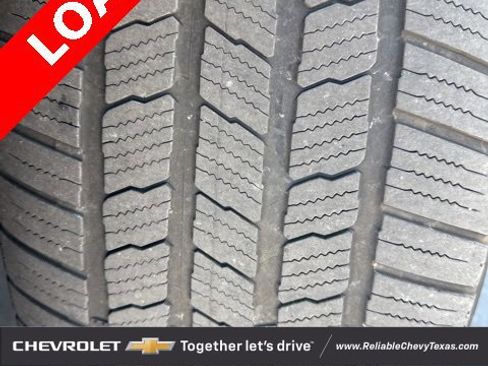 Used 2019 Cadillac Escalade ESV Premium Luxury image 34