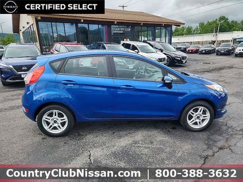 Used 2019 Ford Fiesta SE w/ Cold Weather Package FWD image 9
