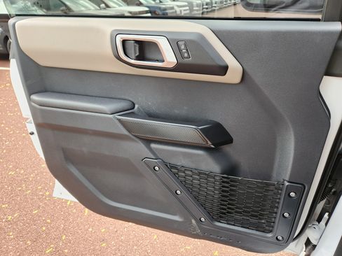 Used 2024 Ford Bronco Wildtrak image 24