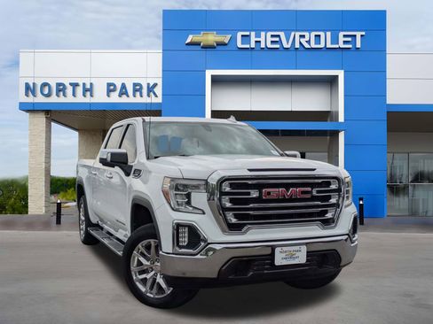 Used 2020 GMC Sierra 1500 SLT image 1