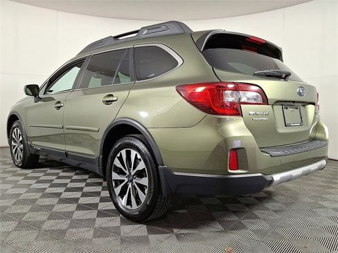 Used 2016 Subaru Outback 2.5i Limited image 7