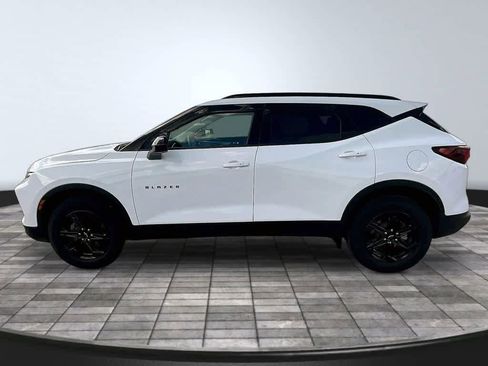Used 2024 Chevrolet Blazer LT w/ Convenience Package AWD/4WD image 4