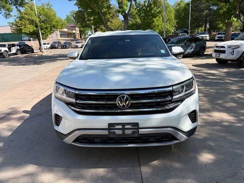 Used 2022 Volkswagen Atlas Cross Sport SE FWD image 9