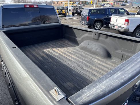 Used 2012 RAM 2500 Big Horn image 28