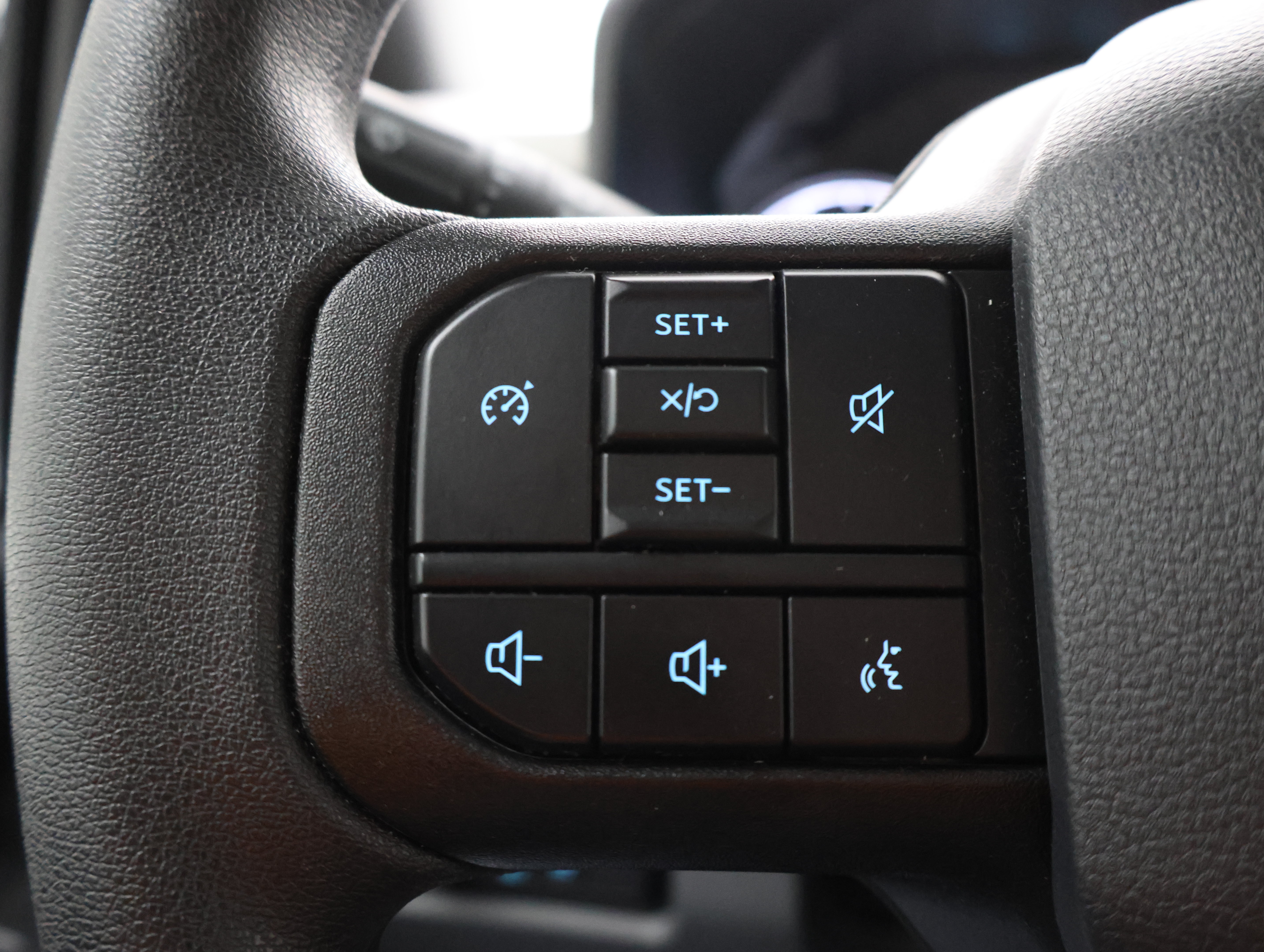 Used 2025 Ford F250 XL w/ STX Appearance Package AWD/4WD image 15