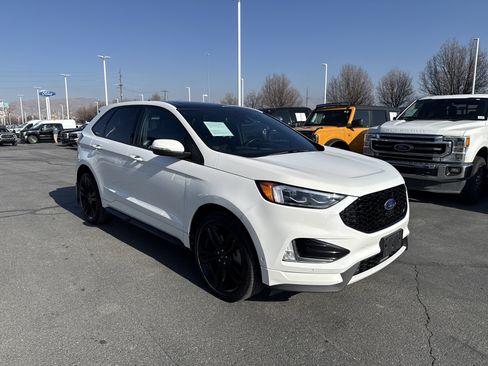 Used 2022 Ford Edge ST w/ Equipment Group 401A image 7