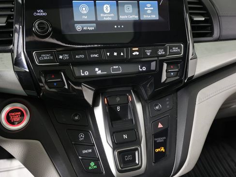 Used 2018 Honda Odyssey Touring image 37