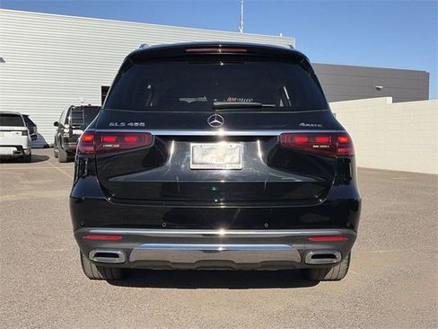 Used 2024 Mercedes-Benz GLS 450 4MATIC image 7