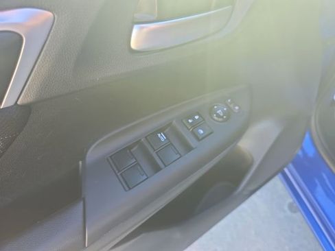 Used 2017 Honda Fit EX image 11