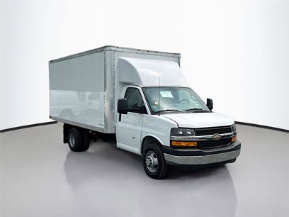 New 2024 Chevrolet Express 3500 w/ Power Convenience Package