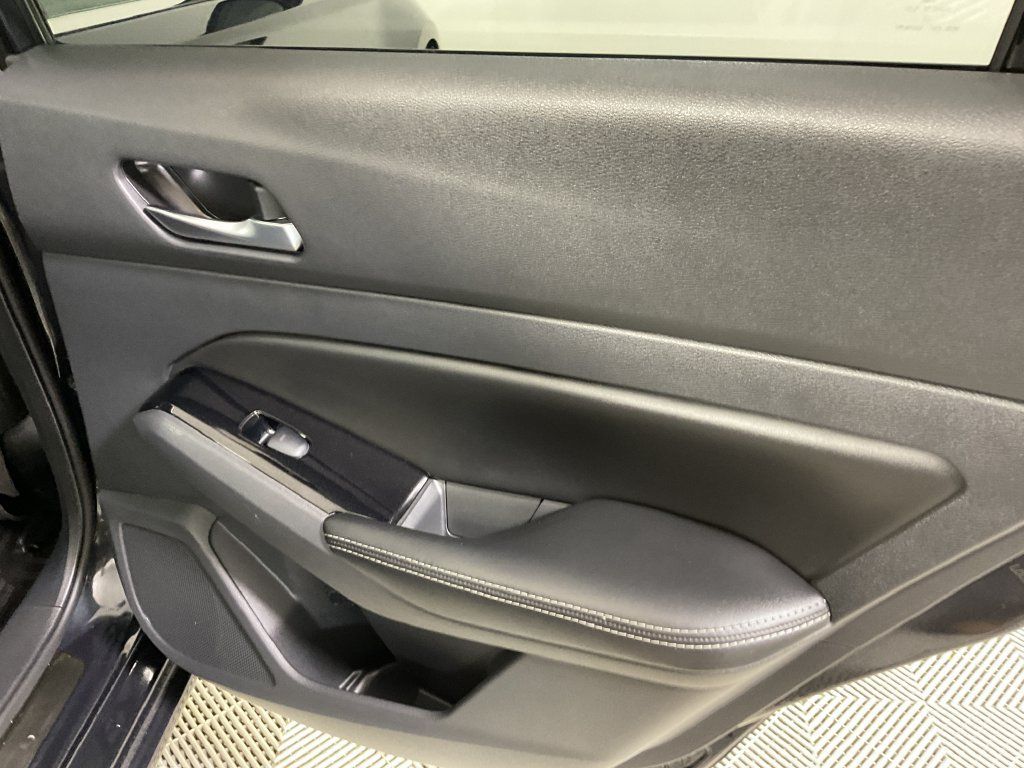 Used 2022 Nissan Altima 2.5 SL FWD image 22