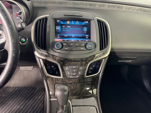 Used 2014 Buick LaCrosse Leather FWD image 24