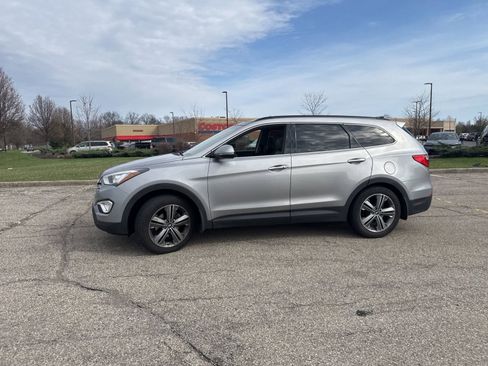 Used 2016 Hyundai Santa Fe Limited w/ Option Group 04 image 8