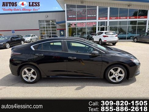 Used 2018 Chevrolet Volt LT w/ Comfort Package FWD image 1