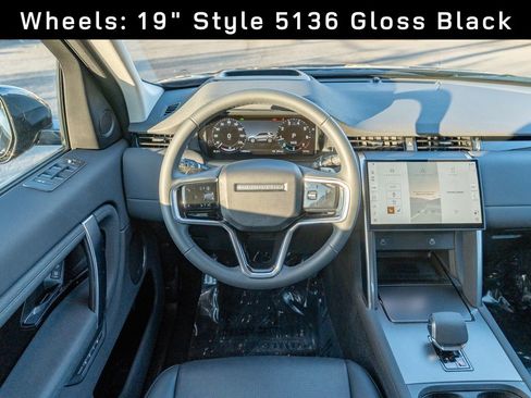 Used 2025 Land Rover Discovery Sport S image 13