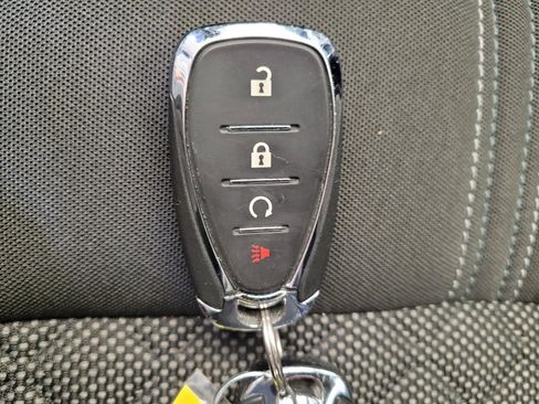 Used 2021 Chevrolet Blazer LT image 32