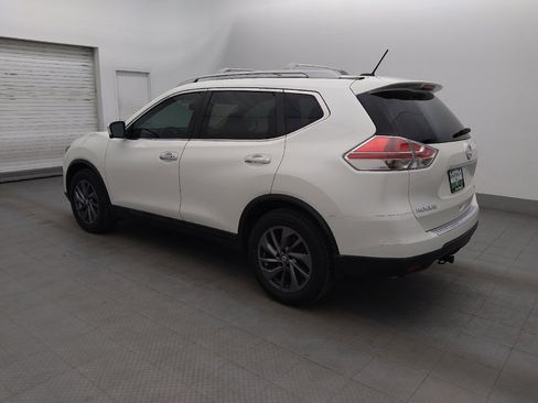 Used 2016 Nissan Rogue SL w/ SL Premium Package FWD image 3