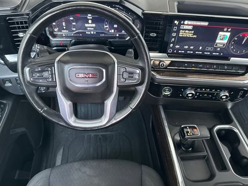 Used 2023 GMC Sierra 1500 Elevation image 16